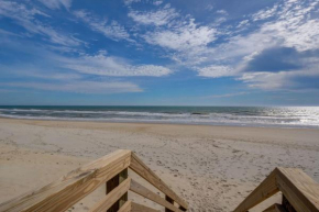 2BR 1BA Ground Floor Beach Apt